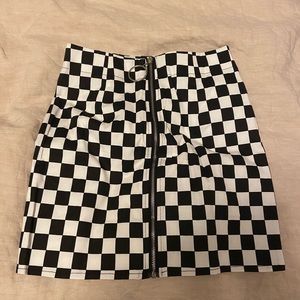 Checkerboard print skirt!